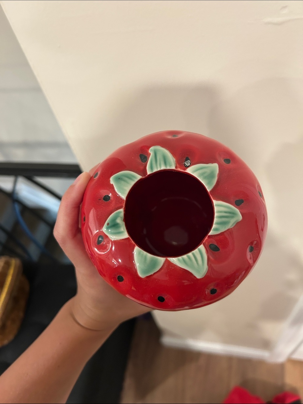 Ashland Red Strawberry Ceramic Vase with Green Leaf Rim - Picture 4 of 4
